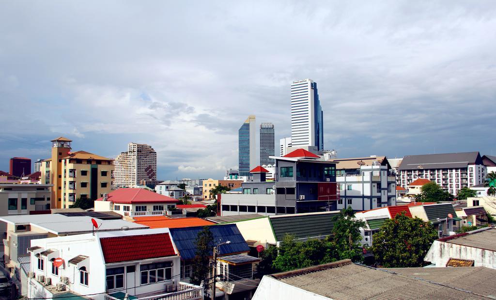 Tree Hostel Bangkok Luaran gambar